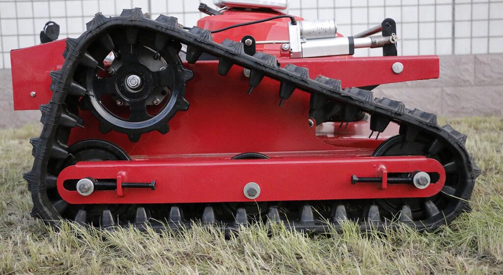 Why Choose an RC Mower for Yard